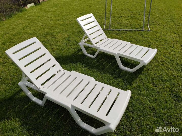 Шезлонг (лежак)