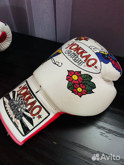 Боксерские перчатки 8oz