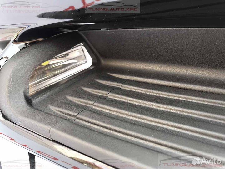 Подножки (пороги) Toyota Land Cruiser 200 I3586