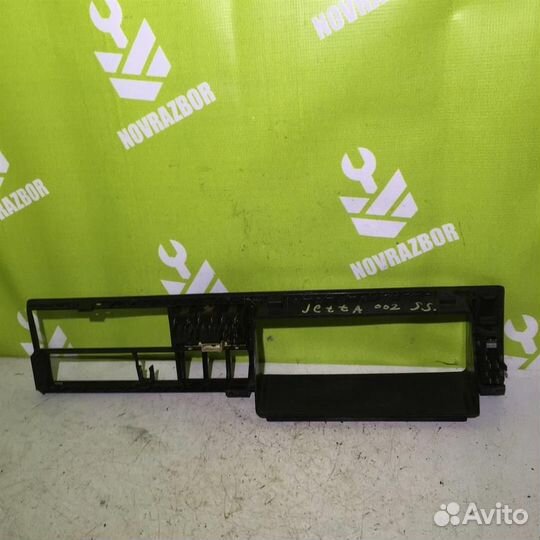 Накладка торпедо Фольксваген Гольф 2 Джетта 2