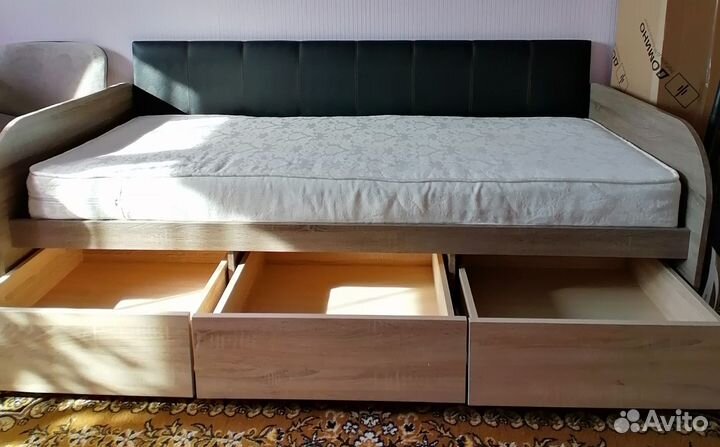 Продам кровать бу