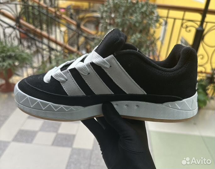 Кроссовки Adidas adimatic