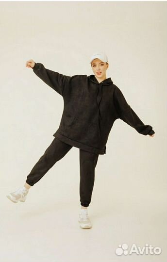 Костюм спортивный