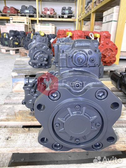 Основной насос Sumitomo SH200A-3