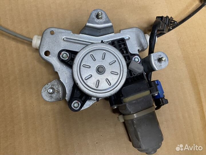 Стеклоподъемник задней левой двери Шевроле Каптива