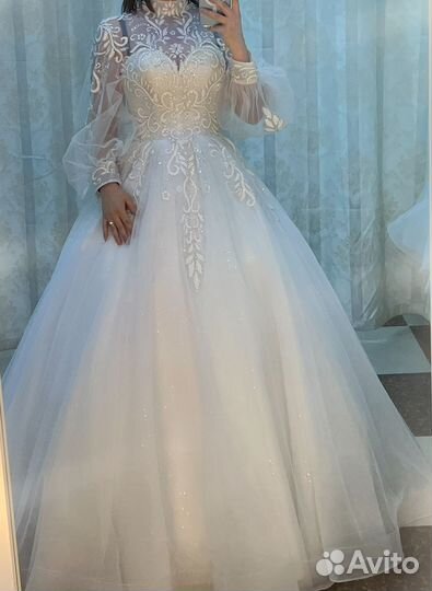 Свадебное платье 44 46 бу