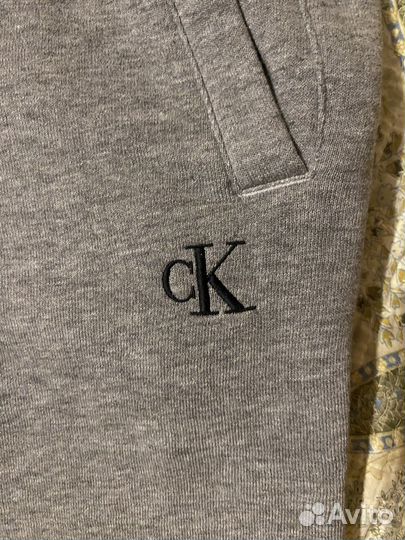 Шорты Calvin Klein Jeans