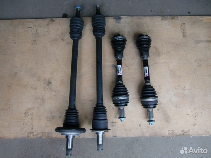 Приводной вал полуось задняя Mercedes X253 GLC