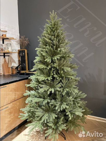 Елка искусственная