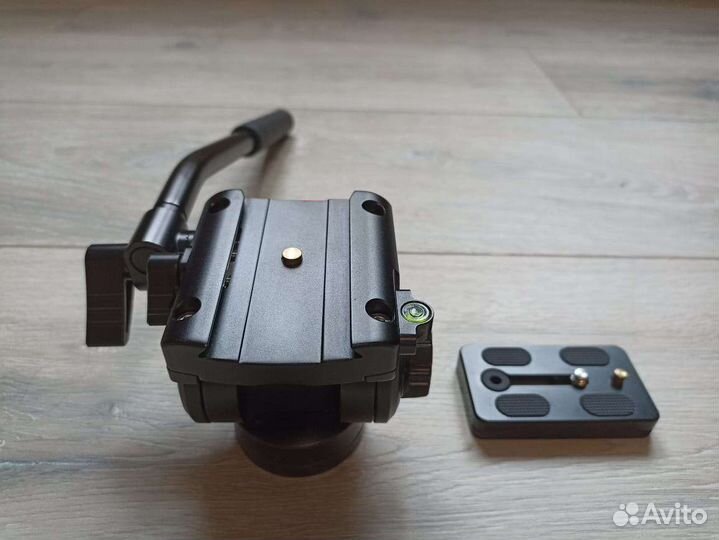 Видеоголовка на штатив Sirui VA-5