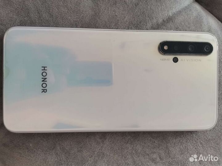 HONOR 20, 6/128 ГБ