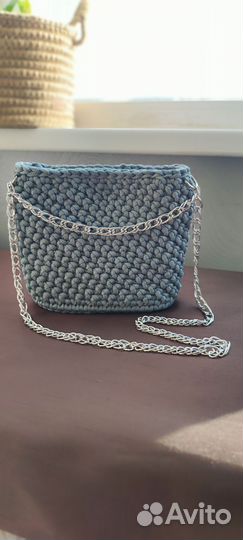 Сумка женская на цепочке