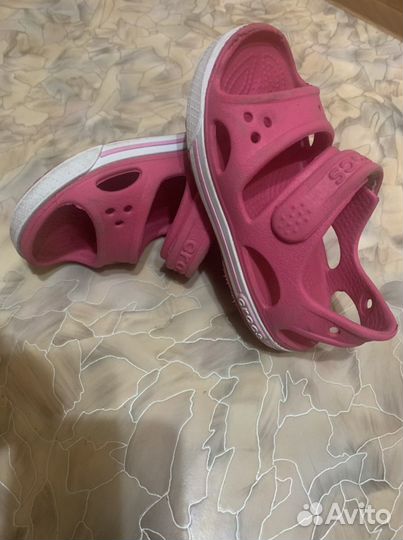 Сандалии crocs c9