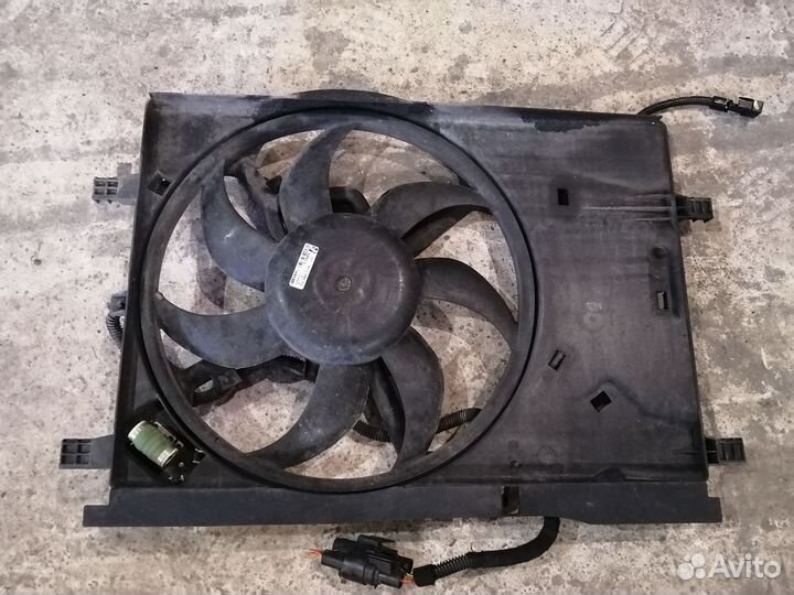 Вентилятор радиатора Диффузор Опель Корса Д