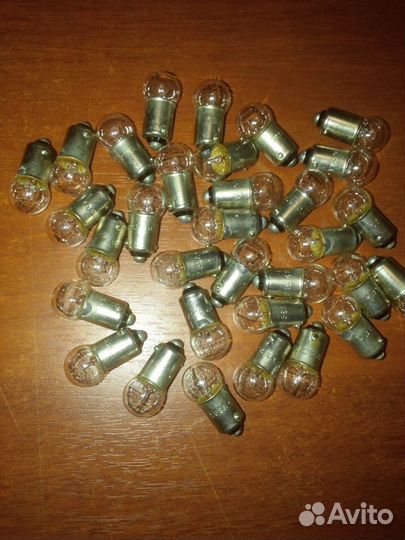 Лампочки (много) 12В 6,3В 2,5В 1В мн-3 ив-6