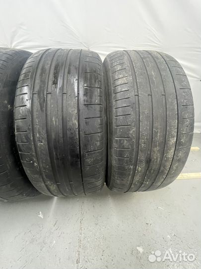 Pirelli P Zero 255/40 R20