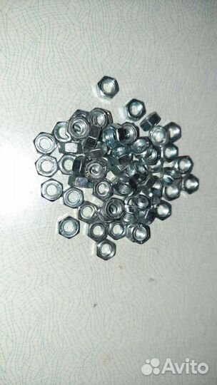 Болты и гайки мебельные