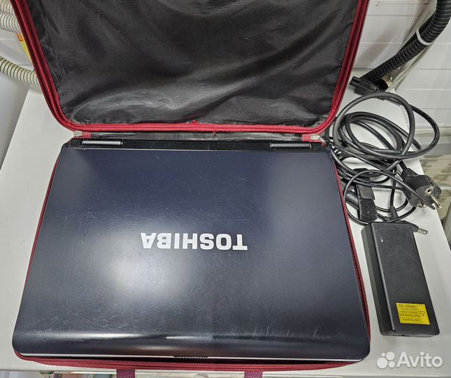 Ноутбук Toshiba Satellite L40-14F