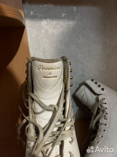 Фигурные коньки jackson. Лезвия john wilson