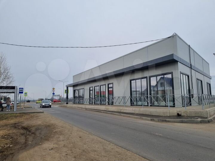 Здание на въезде в жилой район, 255 м²