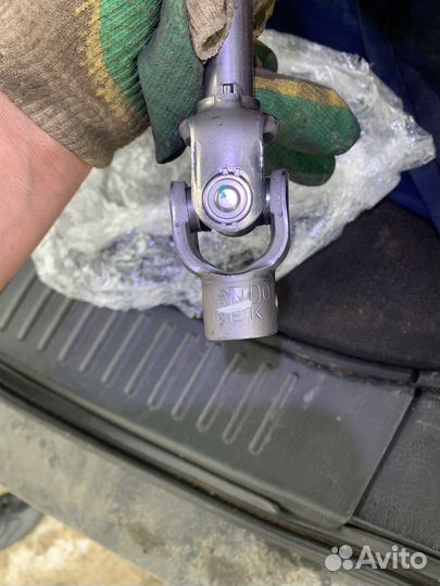 Рулевой вал