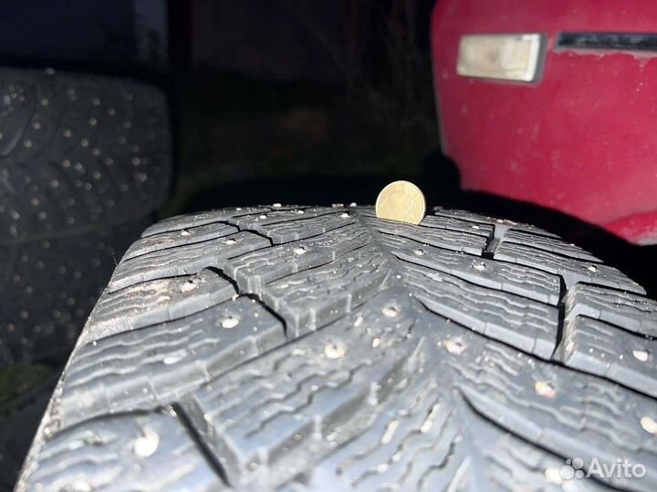 Michelin X-Ice North 4 205/60 R16