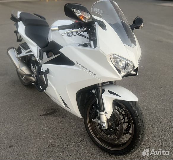 Honda VFR 800