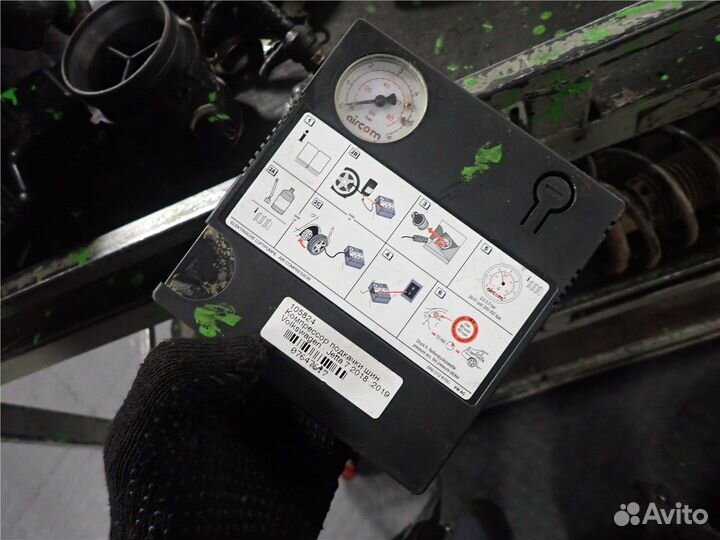 Компрессор подкачки шин Volkswagen Jetta 7 2018, 2