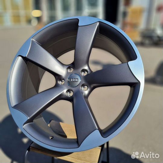 Литые диски Audi RS R19 5 112