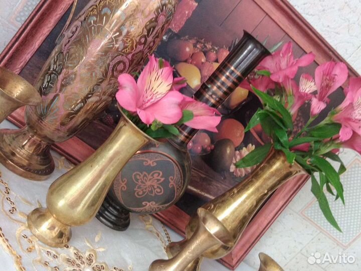 Ваза из латуни, Индия