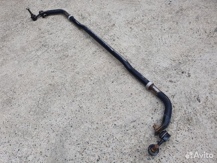 Стабилизатор передний для Nissan Fuga Y50