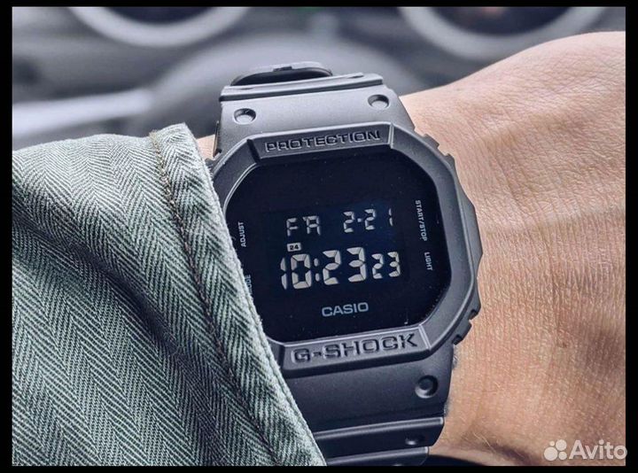 Casio DW-5600BB-1E