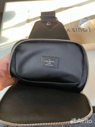 Louis Vuitton Avenue sling bag