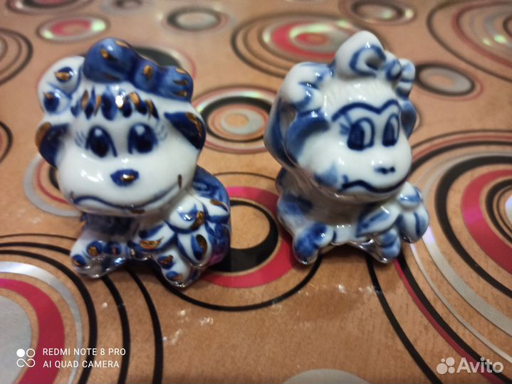Маленькие обезьянки гжель