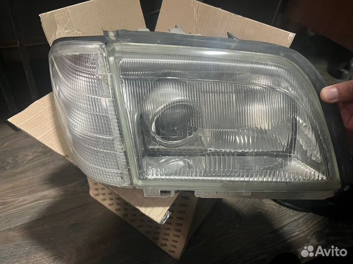 Фара на Mercedes-Benz SL - 500