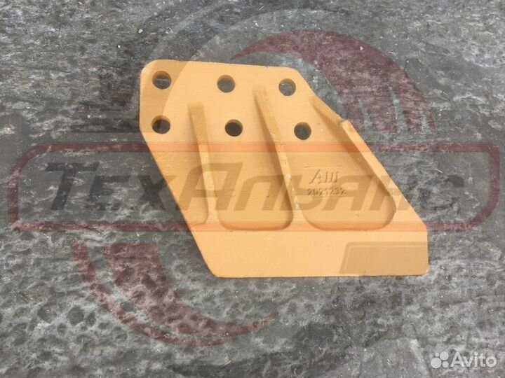 Бокорез Hitachi 2021232 для ZX330