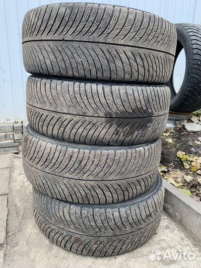 Michelin Alpin 5 245/45 R18