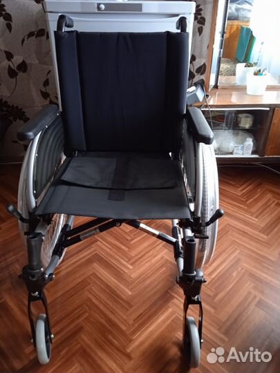 Инвалидная коляска новая