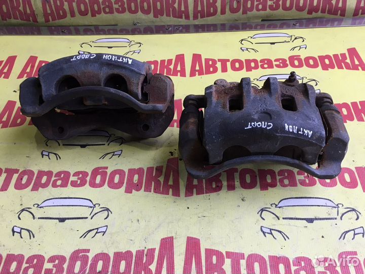 Суппорт передний правый для SsangYong