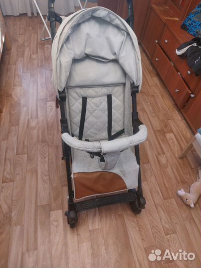 Коляска трость