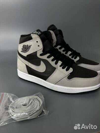 Nike Air Jordan 1 High OG Light Smoke Grey