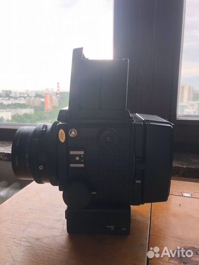Среднеформатная камера Mamiya RZ67