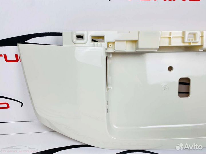 Накладка под номер Toyota LC Prado 150 Z2045