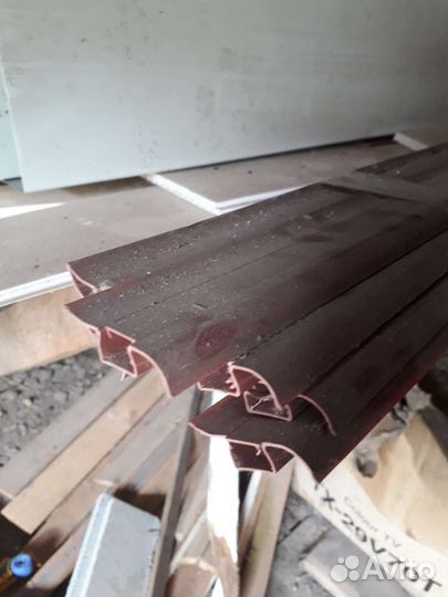 Уголок,плиниус пластик