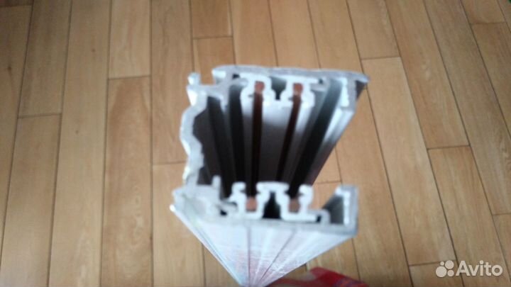 Шинопровод трехфазный для трековых светильников