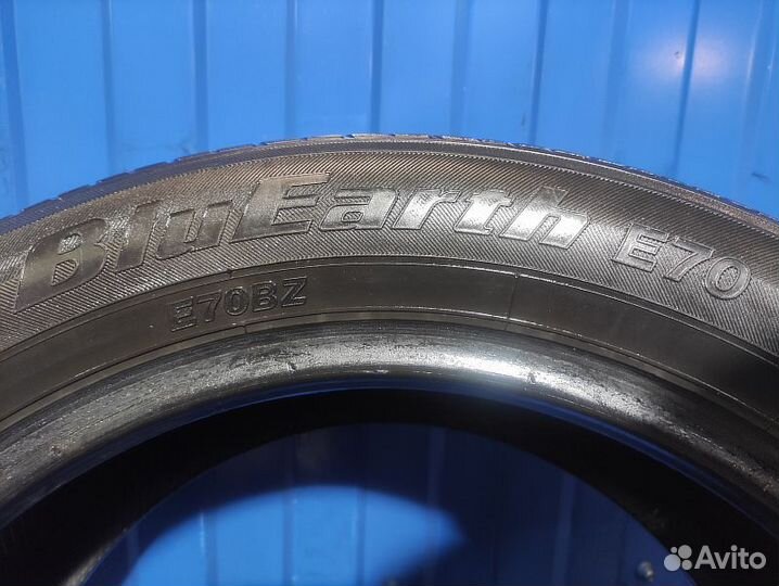 Yokohama BluEarth E70 215/55 R17