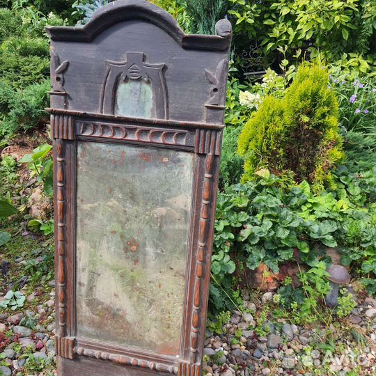 Старинное зеркало