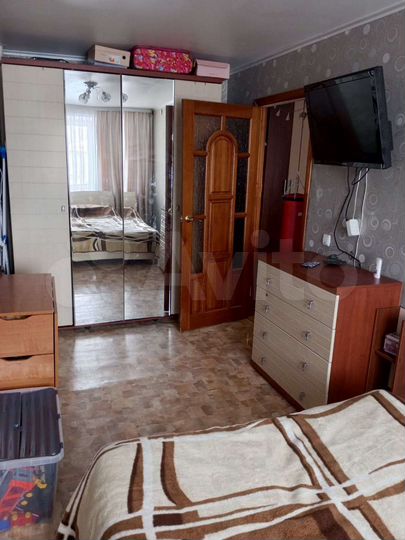 2-к. квартира, 42 м², 3/5 эт.