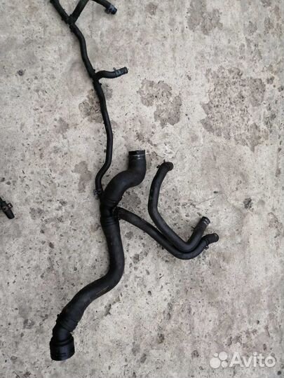 Тройник Патрубок Гольф 4 Шкода Отквия тур