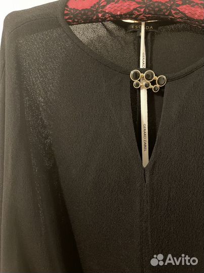 Черная блуза Escada